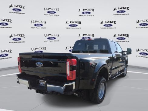 New 2026 Ford F350 XLT w/ XLT Premium Package AWD/4WD image 5