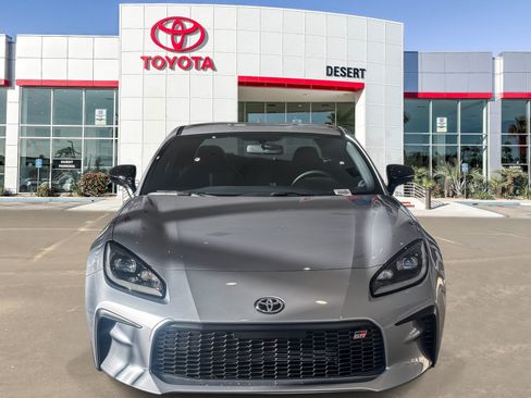 New 2026 Toyota GR86 Premium RWD image 2