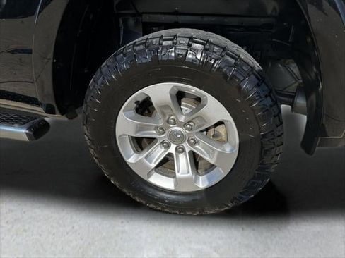 Used 2021 RAM 1500 Laramie AWD/4WD image 19
