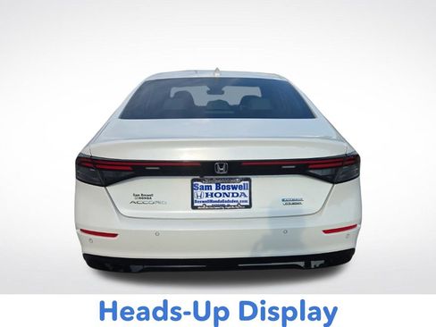 Used 2025 Honda Accord Touring image 6