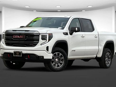 Used 2024 GMC Sierra 1500 AT4 w/ Technology Package image 2