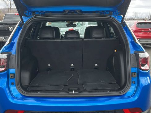 Used 2023 Jeep Compass Latitude w/ Sun and Sound Group image 31