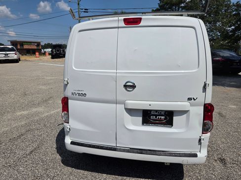 Used 2018 Nissan NV200 SV w/ Navigation Package FWD image 6