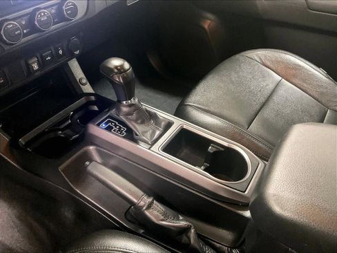 Certified 2023 Toyota Tacoma TRD Sport image 20