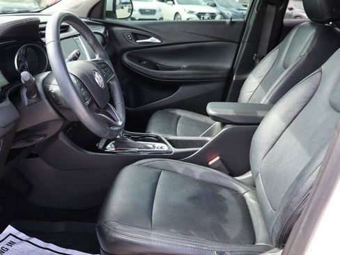 Used 2022 Buick Encore GX Select w/ Sport Touring Package AWD/4WD image 13