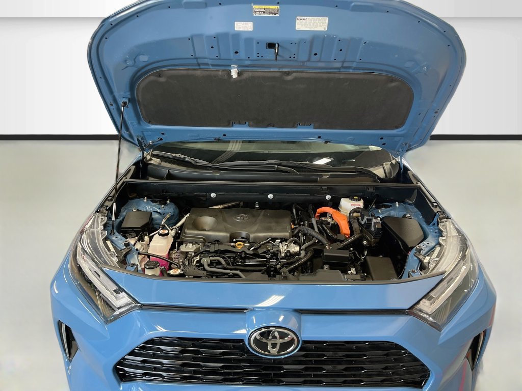Used 2024 Toyota RAV4 SE AWD/4WD image 28