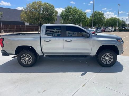 Used 2024 Chevrolet Colorado LT w/ LT Convenience Package AWD/4WD image 5