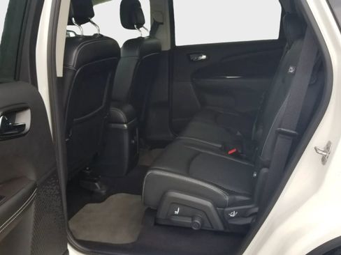 Used 2015 Dodge Journey Crossroad w/ Flexible Seating Group FWD image 12