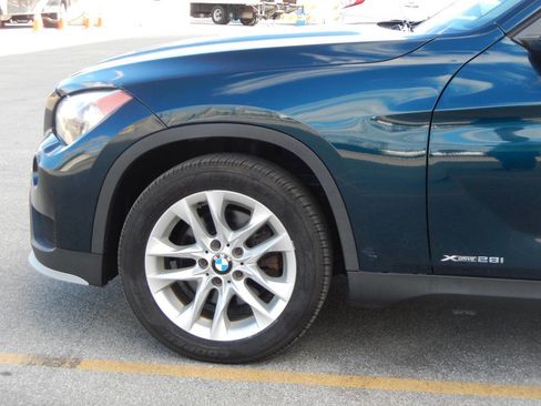 Used 2015 BMW X1 xDrive28i image 12