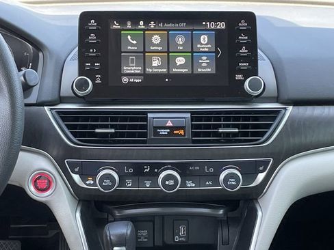 Used 2019 Honda Accord EX image 15