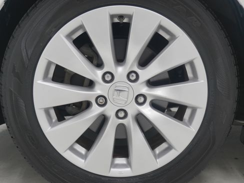 Used 2014 Honda Accord EX-L image 30