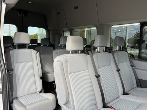 Used 2019 Ford Transit 350 XLT image 25