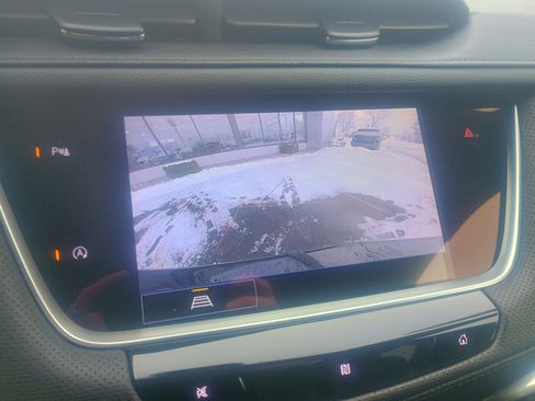 Used 2021 Cadillac XT5 Premium Luxury image 31