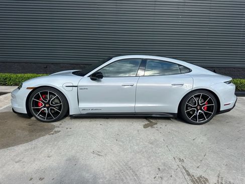 Used 2026 Porsche Taycan 4S AWD/4WD image 2