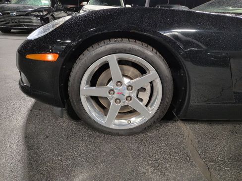 Used 2006 Chevrolet Corvette Base w/ Preferred Equipment Group image 23
