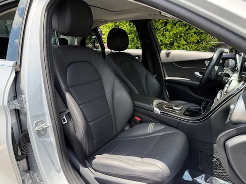 Used 2021 Mercedes-Benz C 300 Sedan image 34