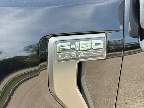 Used 2021 Ford F150 Lariat w/ Equipment Group 502A High AWD/4WD image 8