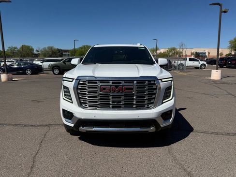 Used 2025 GMC Yukon XL Denali image 2