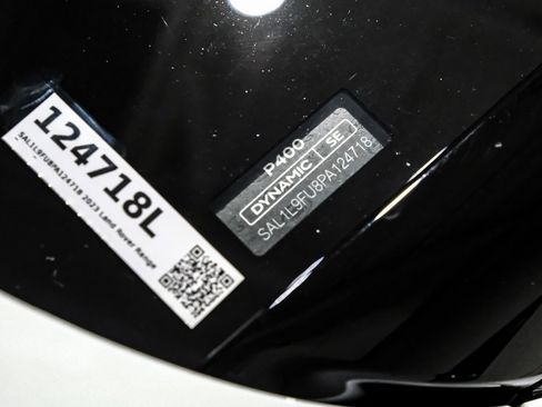 Used 2023 Land Rover Range Rover Sport SE Dynamic image 60