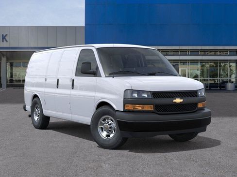 New 2026 Chevrolet Express 2500 w/ Driver Convenience Package RWD image 7