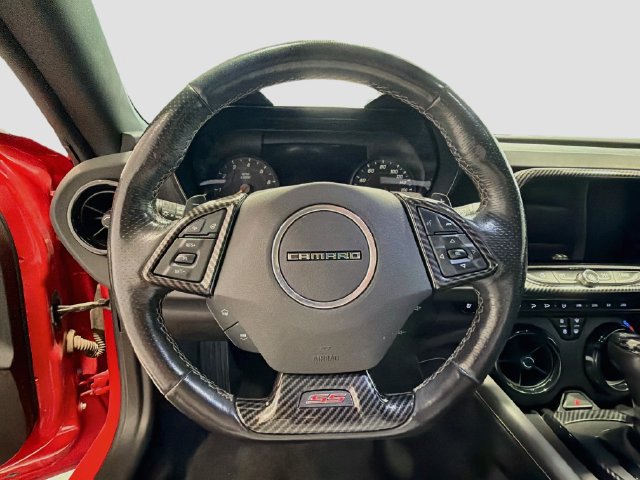 Used 2021 Chevrolet Camaro SS RWD image 10