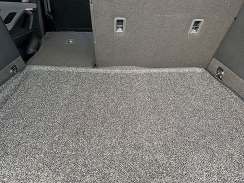 New 2026 Volkswagen Tiguan SE R-Line image 14