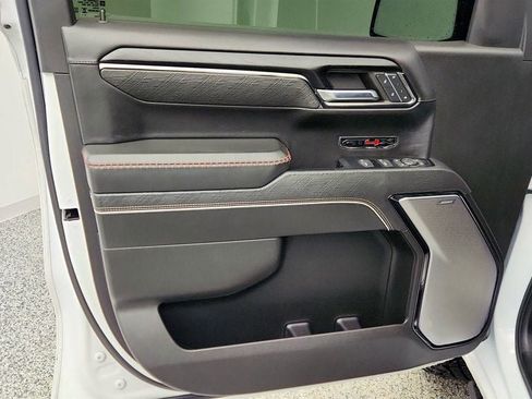 Used 2024 GMC Sierra 1500 AT4X w/ AT4X AEV Edition image 10