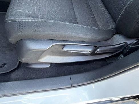 Used 2023 Honda HR-V LX image 21