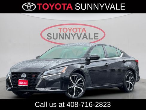 Used 2024 Nissan Altima 2.5 SR FWD image 1