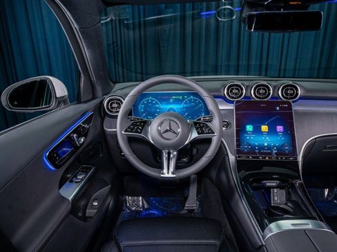New 2026 Mercedes-Benz GLC 300 image 14