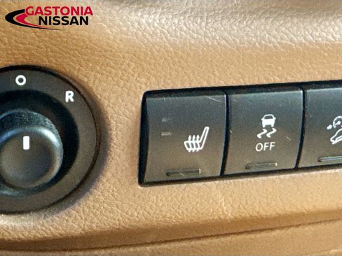 Used 2013 Jeep Wrangler Unlimited Sahara w/ Connectivity Group AWD/4WD image 26