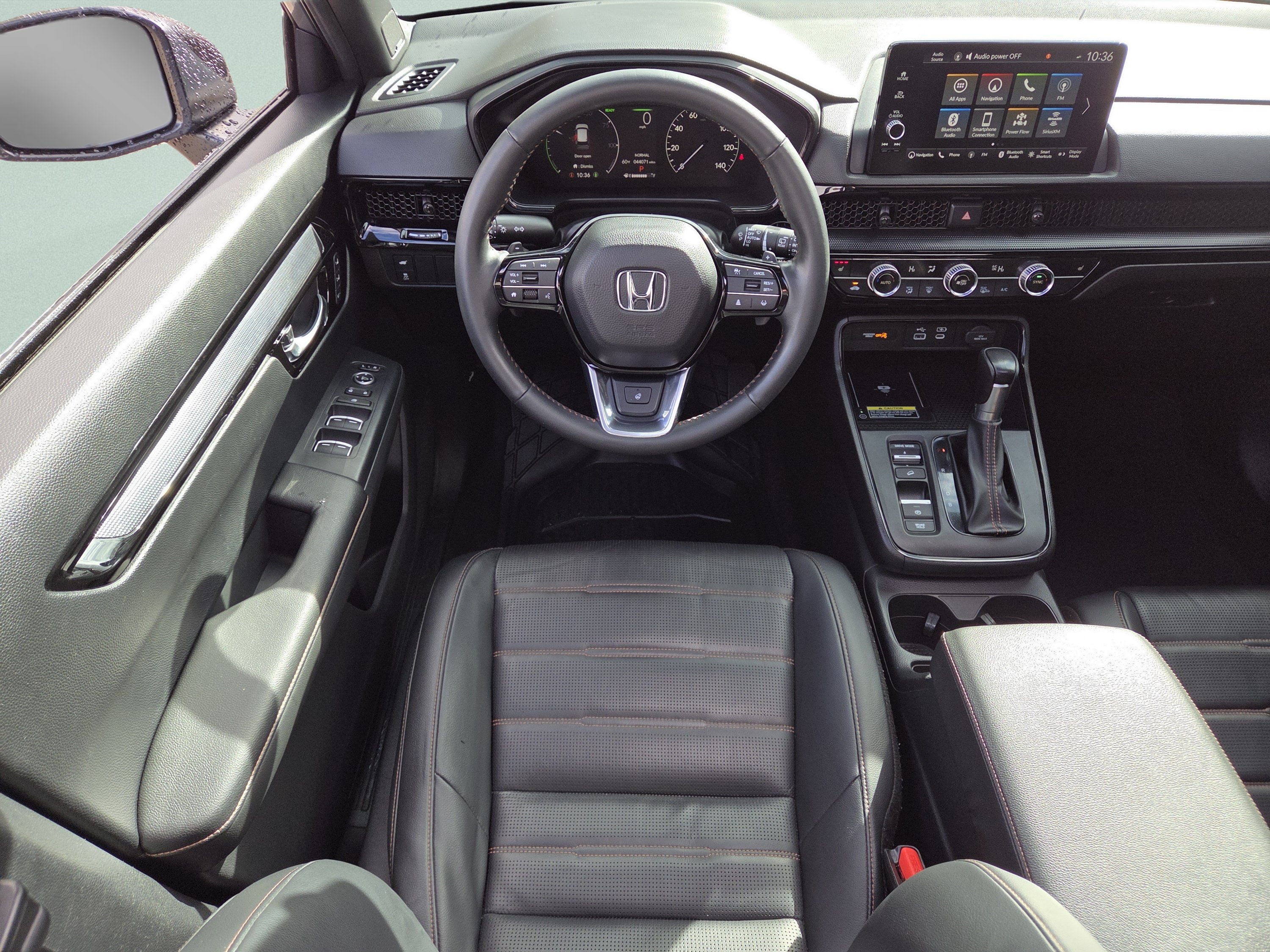 Used 2024 Honda CR-V Sport Touring image 4