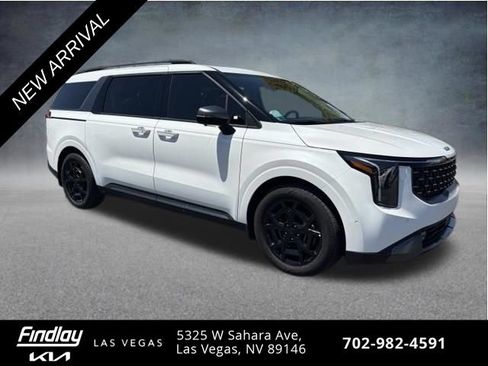 Certified 2026 Kia Carnival SX w/ SX Dark Edition Package FWD image 3