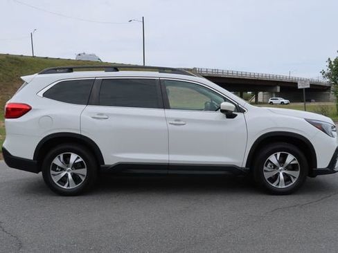 Certified 2024 Subaru Ascent Premium w/ Convenience Package AWD/4WD image 9