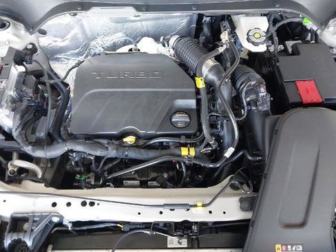 New 2026 Chevrolet Trax RS w/ Driver Confidence Package FWD image 30