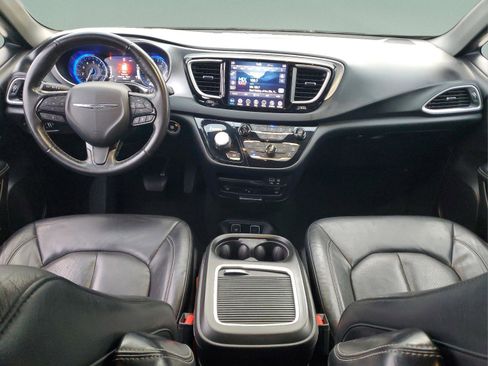 Certified 2020 Chrysler Pacifica Touring-L Plus w/ Advanced Safetytec Group image 11