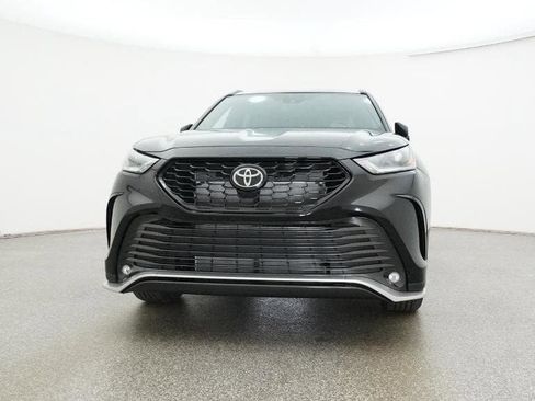 New 2026 Toyota Highlander XSE image 31