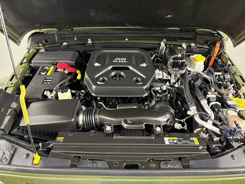 Used 2021 Jeep Wrangler Unlimited Sahara w/ Cold Weather Group image 46