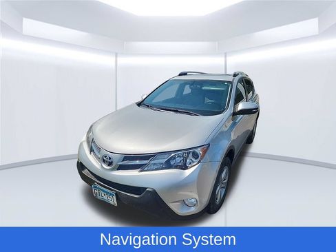Used 2015 Toyota RAV4 XLE AWD/4WD image 7
