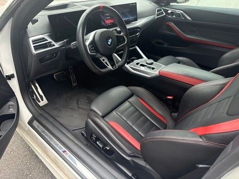 Used 2025 BMW M440i Coupe w/ Premium Package RWD image 16