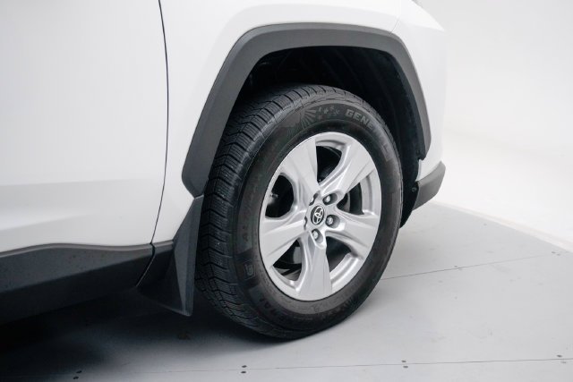 Used 2019 Toyota RAV4 XLE w/ All Weather Liner Package AWD/4WD image 11