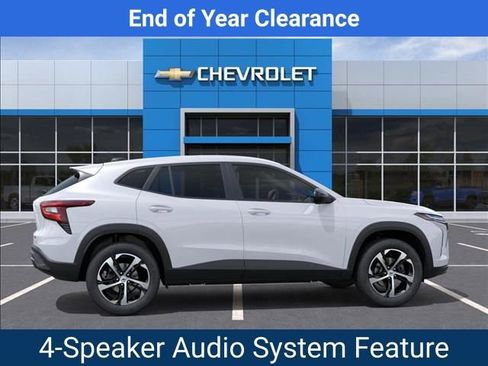 New 2025 Chevrolet Trax RS image 5