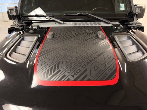 Used 2020 Jeep Wrangler Unlimited Rubicon w/ Quick Order Package 28Y Recon AWD/4WD image 13