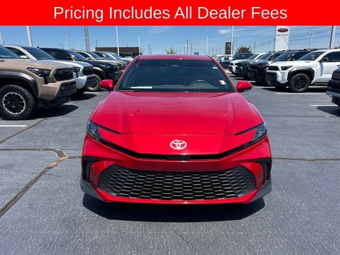 Used 2025 Toyota Camry SE FWD image 20