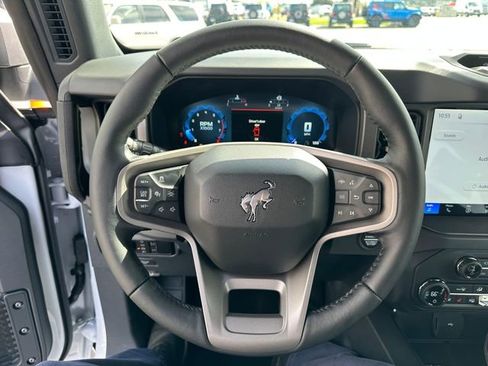 New 2026 Ford Bronco Badlands AWD/4WD image 12