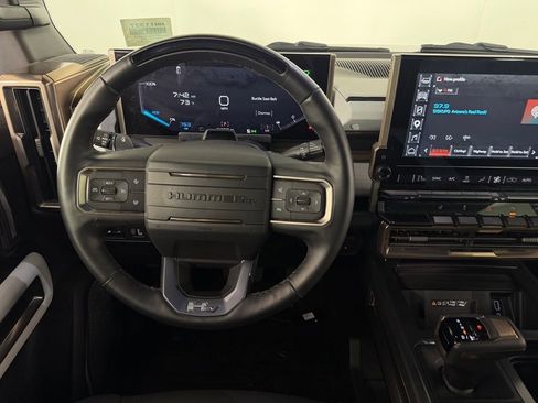 Used 2025 GMC Hummer EV 2X AWD/4WD image 13