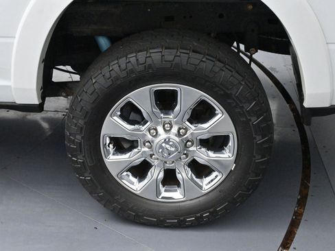 Used 2020 RAM 2500 Limited image 29