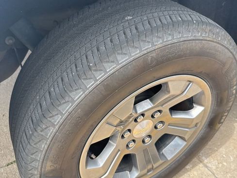 Used 2019 Chevrolet Tahoe LS AWD/4WD image 8