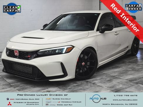 Used 2023 Honda Civic Type R image 1