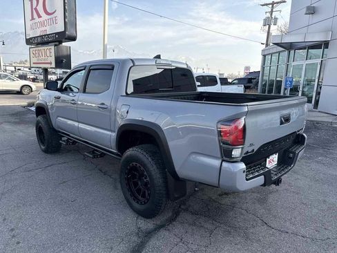 Used 2017 Toyota Tacoma TRD Pro image 8